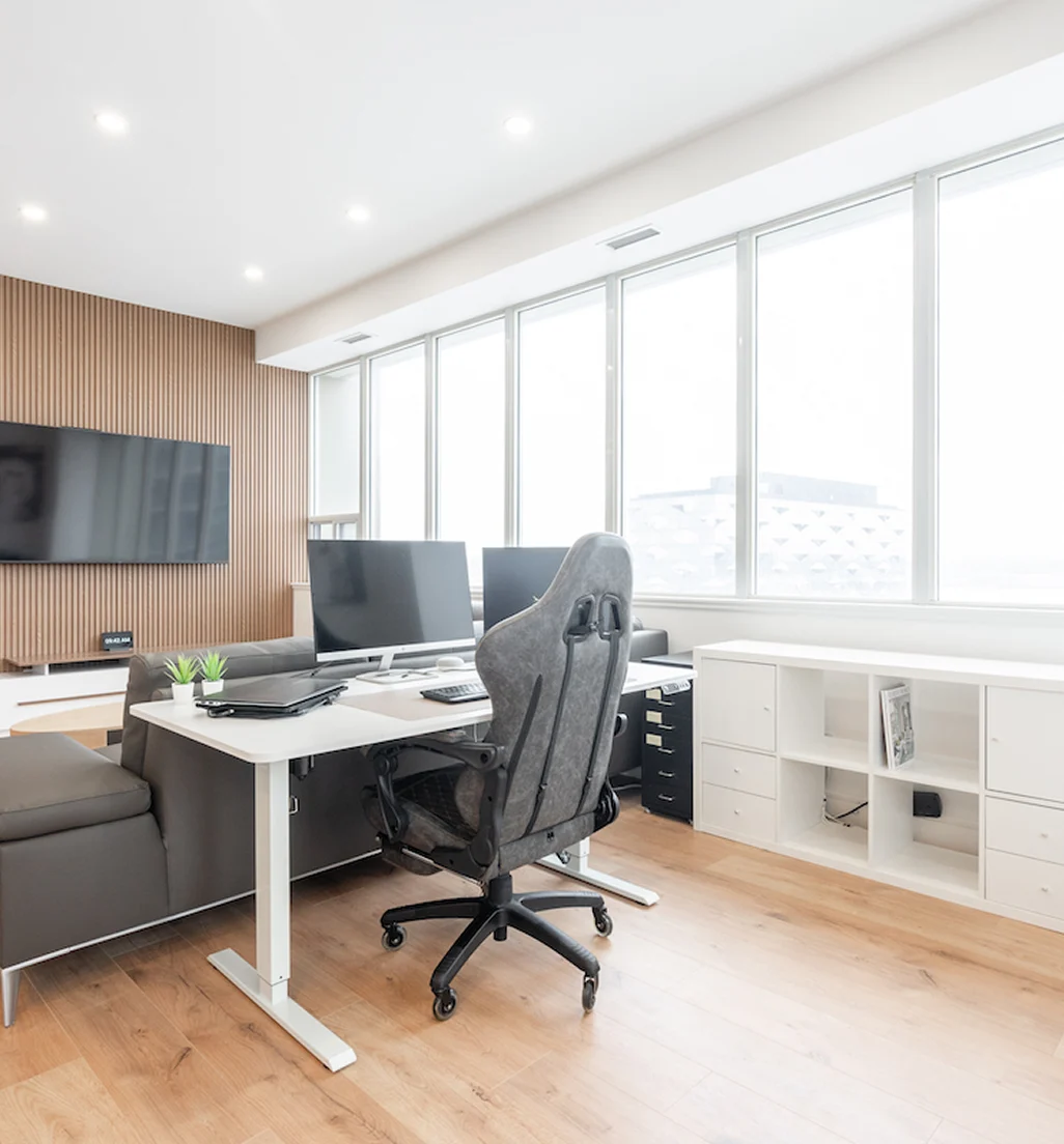 Transformed condo with updated bathroom and premium finishes