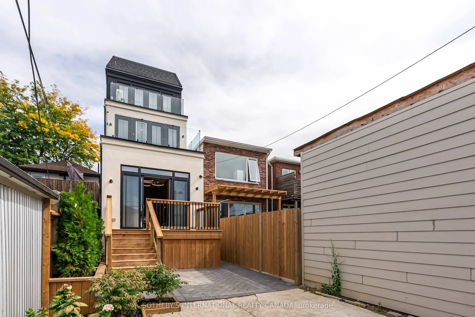 Delaware renovation interior detail - updated bathroom and kitchen spaces with modern fixtures and stylish finishes